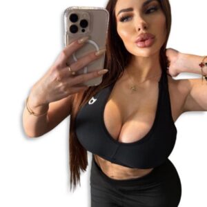 CORE Sports Bra in Midnight Black